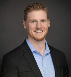 Andrew Summers-Headshot (1)